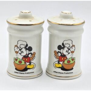 Vintage Walt Disney Productions Chef Mickey Mouse Salt Pepper Shakers Set